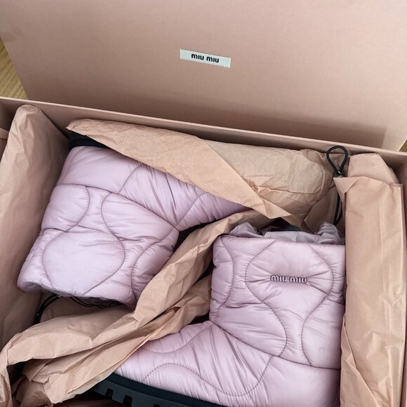 NWT Miu Miu Snow Ankle Boots Powder Pink Quilted Drawstring 39 - Picture 5 of 12